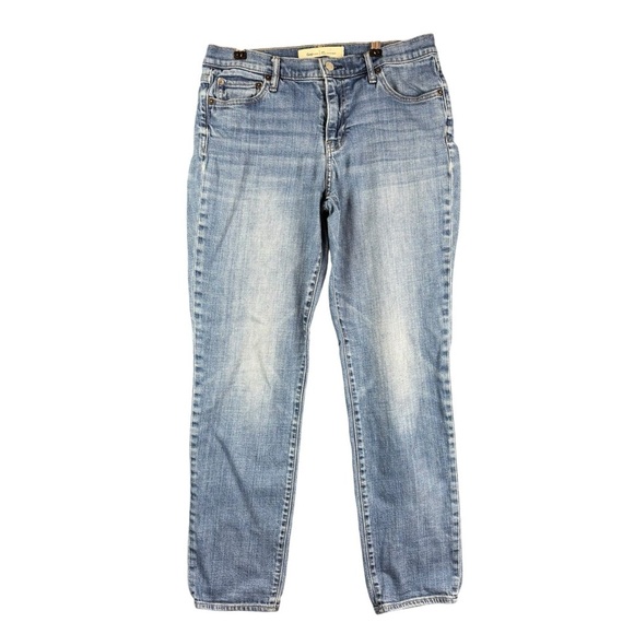 EUC GAP 1969 Light Blue Mid-rise Real Straight Leg Women's Jeans Sz 30 R - Picture 2 of 15